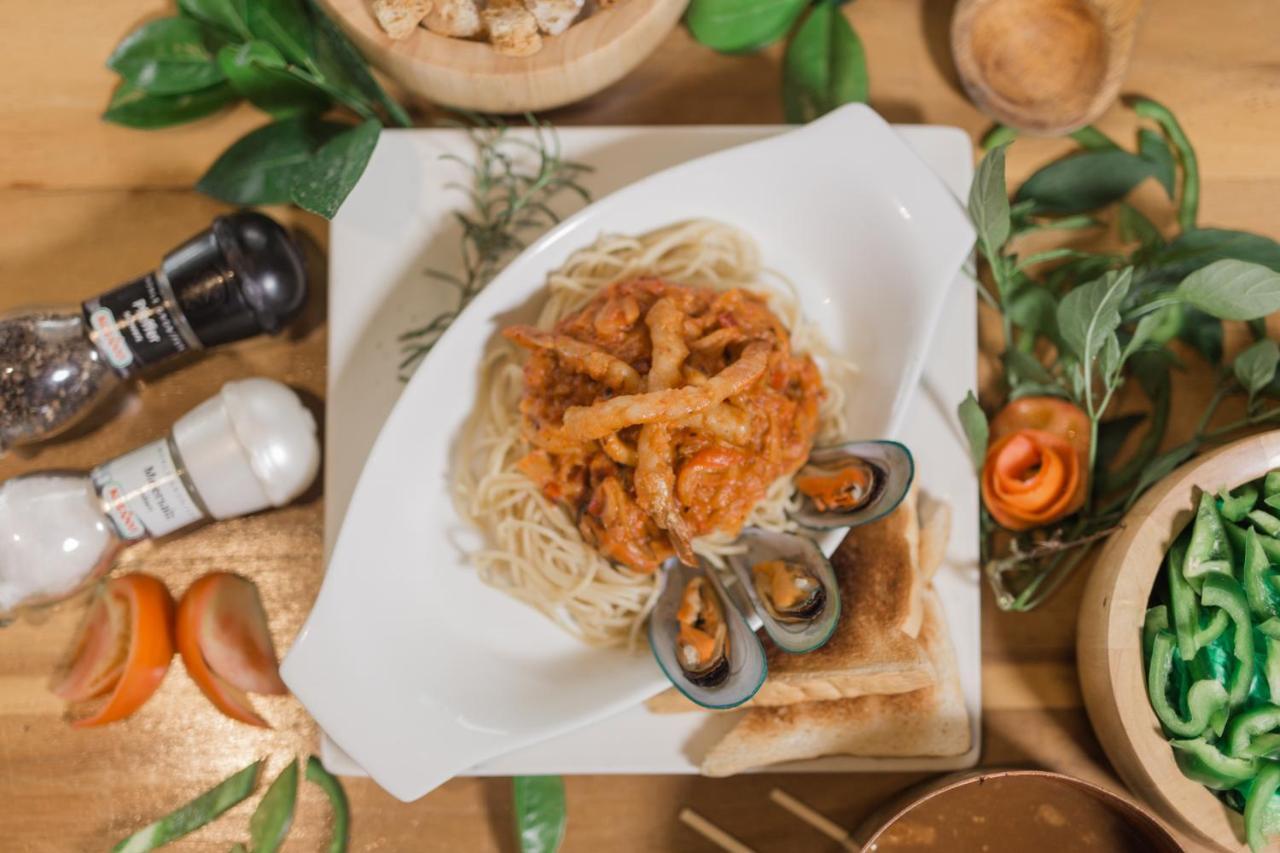 Mabalacat Kingsley'S Hotel And Gastro Pub מראה חיצוני תמונה